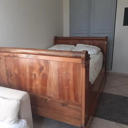 La Maison D'augusta * Saint-Martin-de-Coux