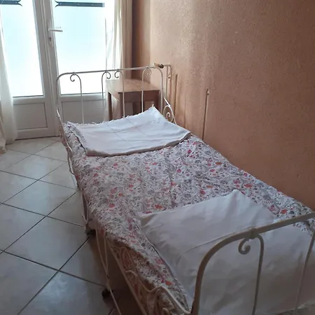 La Maison D'augusta Hébergement de vacances *