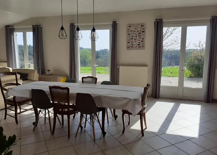 Holiday home La Maison D'augusta Saint-Martin-de-Coux