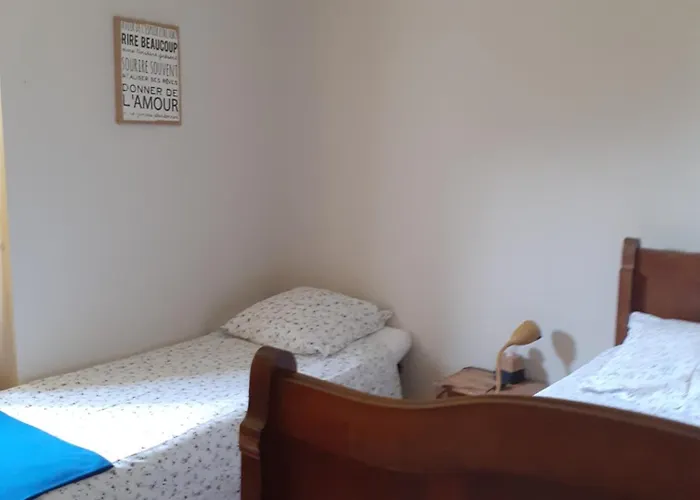 Holiday home La Maison D'augusta Saint-Martin-de-Coux